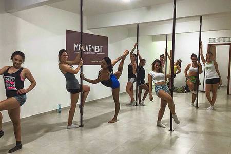Mouvement pole Dance