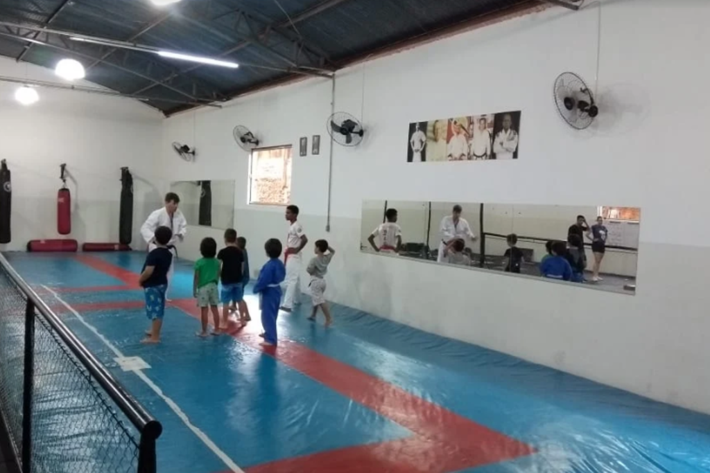 Academia Centro De Treinamento Lucas Silva Jardim