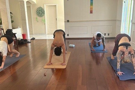 Yoga Estrelar