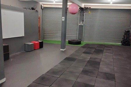Centro de treinamento físico life studio