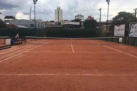 Play Tennis - Analia Franco