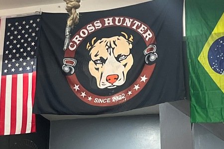 Cross Hunter