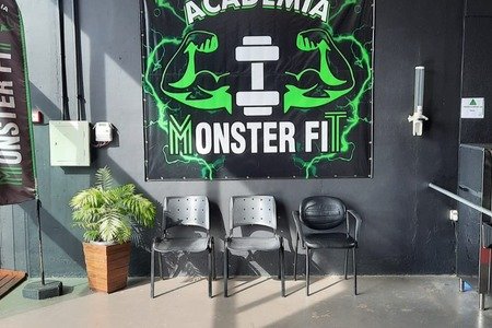 Academia Monster FIT